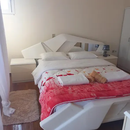 Apartment Nikos